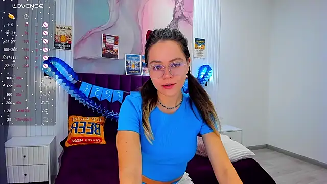 Kelly Cuutie online show from September 26, 12:36 am