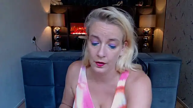 Wendysexyx online show from September 20, 7:53 am