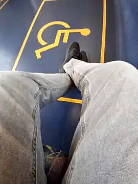 your fuck boy 00 online show from December 21, 3:02 am