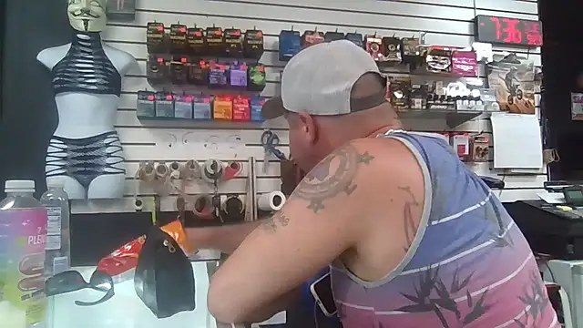 Snapshot of RawRyder8 chatting on September 24, 2:37 am RawRyder8 online show from September 24, 2:37 am