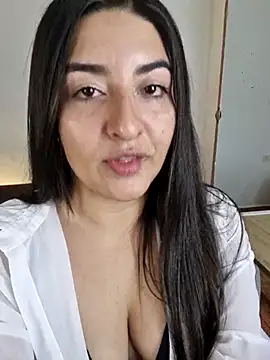 Snapshot of moritalatina chatting on March 24, 7:30 pm moritalatina online show from March 24, 7:30 pm