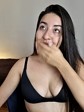 Snapshot of moritalatina chatting on March 27, 7:24 pm moritalatina online show from March 27, 7:24 pm