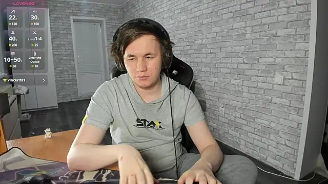 iliaskrislove online show from February 20, 10:59 pm