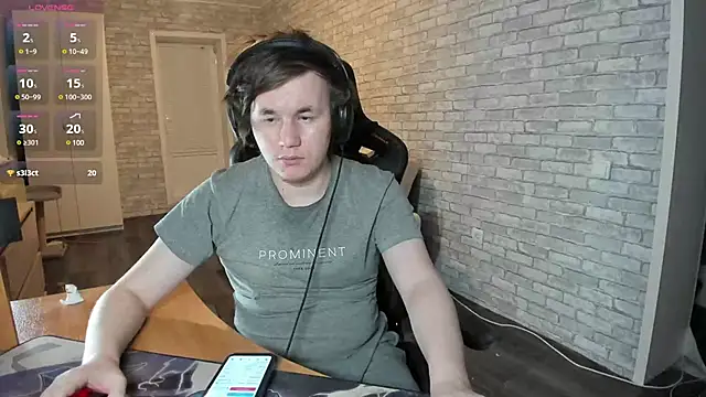 iliaskrislove online show from February 26, 5:07 pm