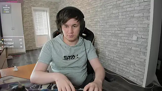iliaskrislove online show from March 3, 11:22 am