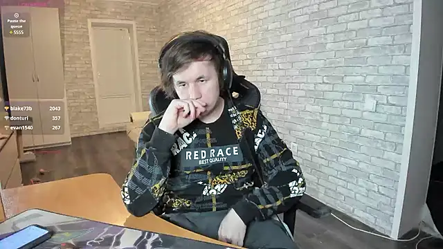 iliaskrislove online show from March 7, 12:58 am