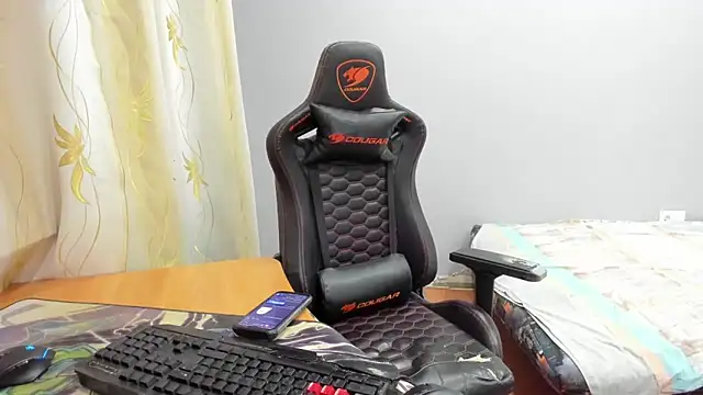 iliaskrislove online show from March 25, 7:53 pm