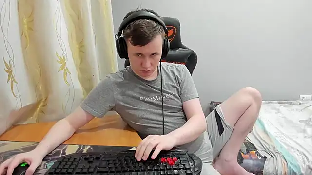iliaskrislove online show from April 24, 11:07 pm