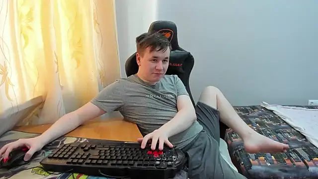iliaskrislove online show from May 15, 11:23 pm