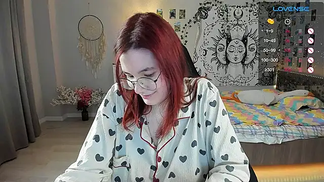 callmekatesmith online show from February 3, 2:58 am