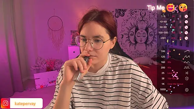 callmekatesmith online show from March 8, 7:09 pm