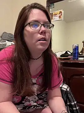 Snapshot of FreakNastyLacie chatting on February 5, 7:42 pm FreakNastyLacie online show from February 5, 7:42 pm