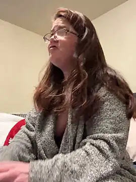 Snapshot of FreakNastyLacie chatting on February 7, 12:50 pm FreakNastyLacie online show from February 7, 12:50 pm