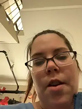 Snapshot of FreakNastyLacie chatting on February 8, 9:35 am FreakNastyLacie online show from February 8, 9:35 am