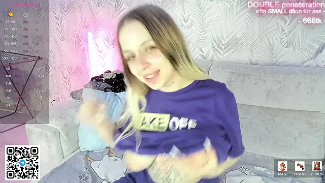 Snapshot of Alice_Halle chatting on March 8, 9:29 pm Alice Halle online show from March 8, 9:29 pm