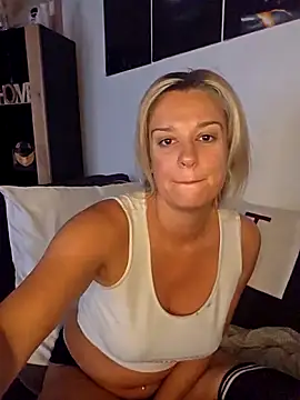 SpicyVicky online show from September 30, 5:34 am