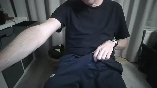 Snapshot of Michealtje85 chatting on March 23, 10:14 pm Michealtje85 online show from March 23, 10:14 pm