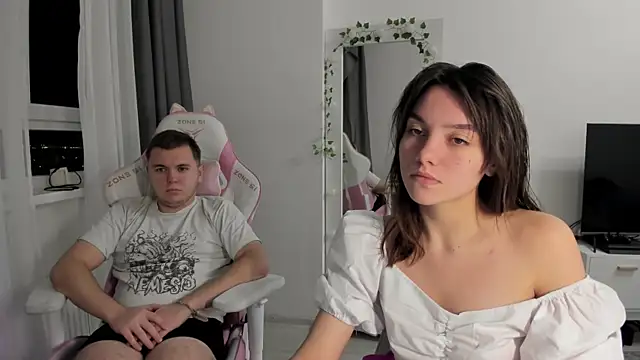 Snapshot of MashkaRay chatting on November 16, 6:13 pm MashkaRay online show from November 16, 6:13 pm