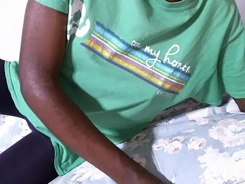 luckieey online show from October 31, 7:42 am