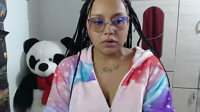 Snapshot of SWEETT_CORY chatting on April 11, 3:00 am SWEETT CORY online show from April 11, 3:00 am