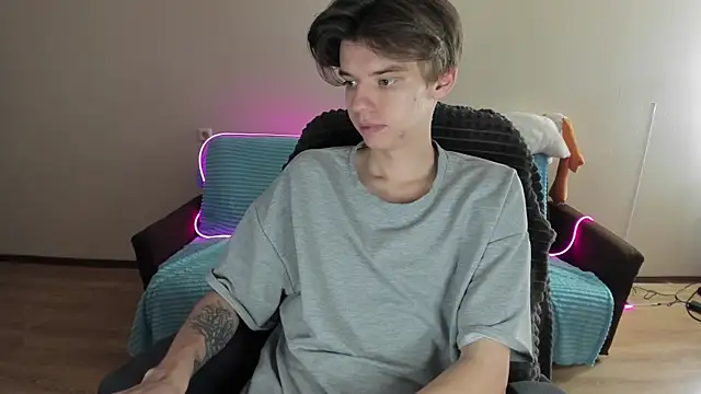 Liam sexy1 online show from December 4, 8:23 am