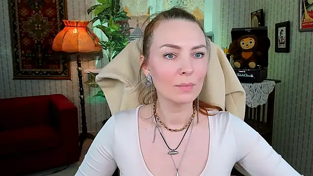 VandaRossi online show from December 15, 1:32 pm
