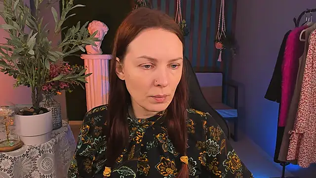 VandaRossi online show from November 22, 9:41 am