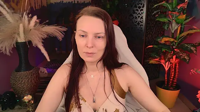 VandaRossi online show from February 8, 8:07 am