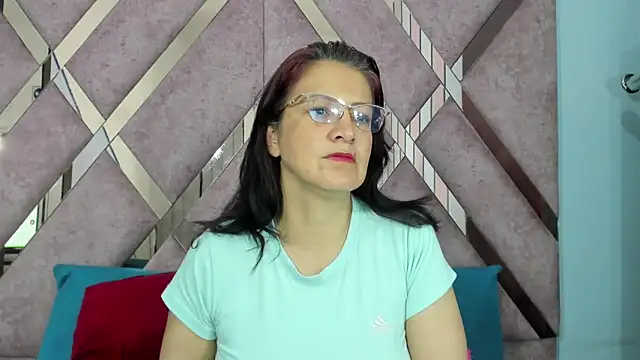 Mulan sexy01 online show from December 3, 7:56 pm