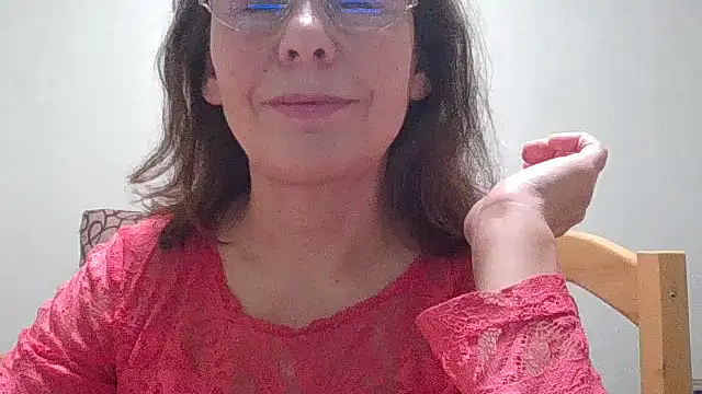 HollyJewel online show from December 21, 6:15 pm