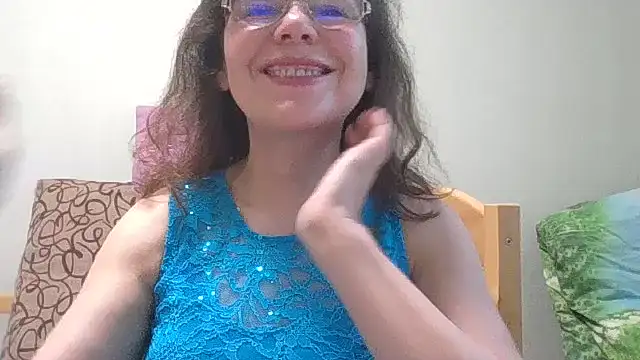 HollyJewel online show from June 19, 4:22 pm