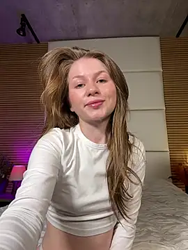 Snapshot of AliceBellamy chatting on March 15, 9:10 pm AliceBellamy online show from March 15, 9:10 pm