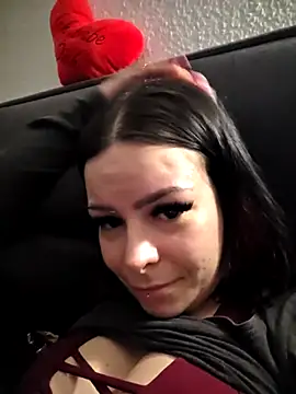 BoeseMoni1998 online show from April 16, 5:14 pm