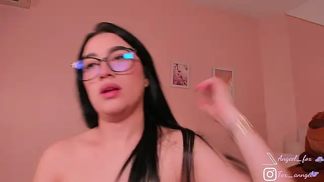 angeel fox online show from October 9, 9:57 pm