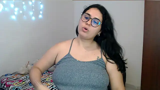 Snapshot of zaritagape21 chatting on September 28, 4:40 am zaritagape21 online show from September 28, 4:40 am