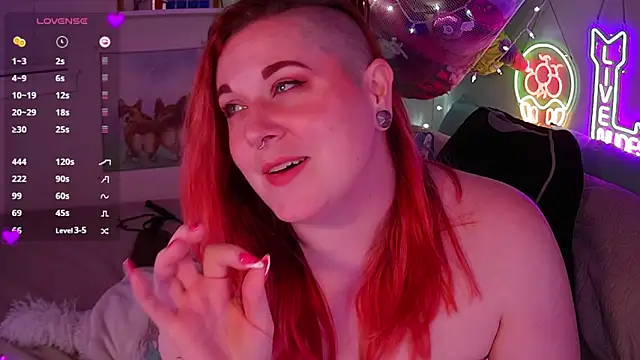 opalreigning online show from October 10, 8:13 am