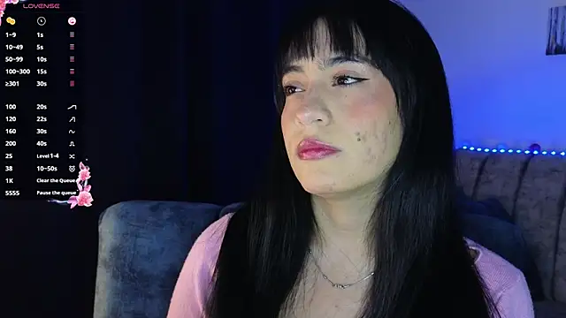 Snapshot of ZaraDames_ chatting on September 18, 3:08 am ZaraDames online show from September 18, 3:08 am