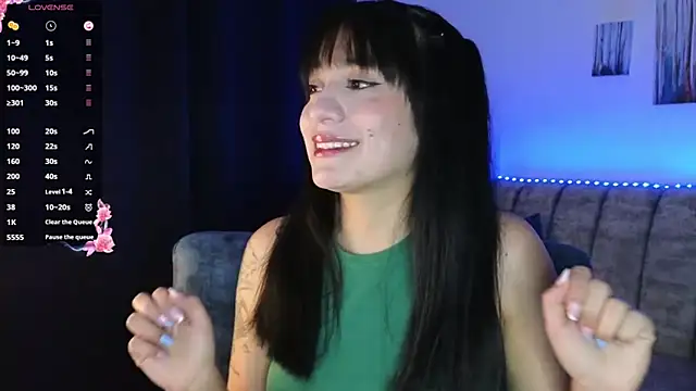 Snapshot of ZaraDames_ chatting on October 5, 3:16 am ZaraDames online show from October 5, 3:16 am