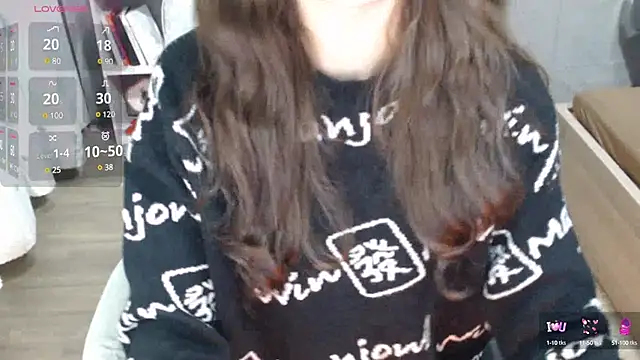 Snapshot of _minji_bae chatting on December 2, 5:15 pm minji bae online show from December 2, 5:15 pm