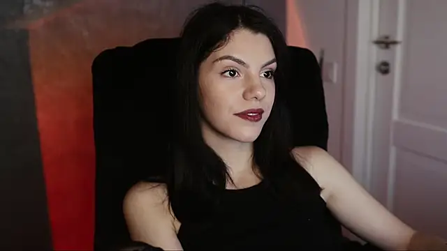 Snapshot of mistress__rochelle chatting on January 17, 2:07 pm mistress rochelle online show from January 17, 2:07 pm
