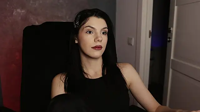 Snapshot of mistress__rochelle chatting on February 18, 5:53 pm mistress rochelle online show from February 18, 5:53 pm