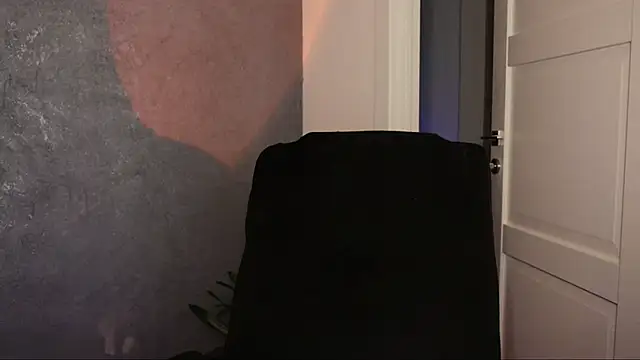 Snapshot of mistress__rochelle chatting on March 19, 11:14 pm mistress rochelle online show from March 19, 11:14 pm
