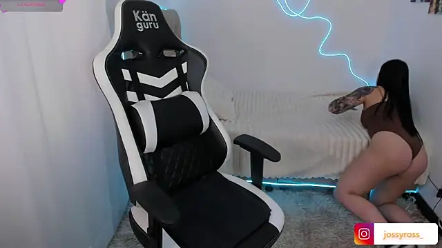 Victoryyy  online show from September 19, 7:14 pm