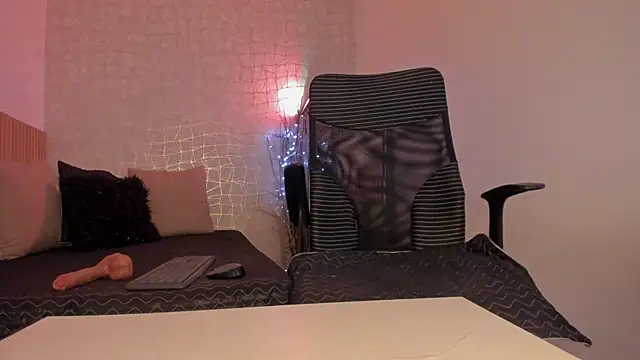 Bella desi  online show from January 4, 3:17 pm