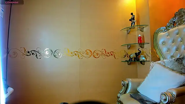 Celeste Baker  online show from December 29, 12:34 pm