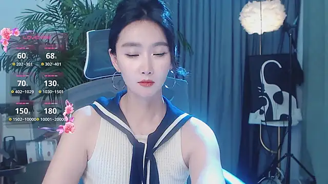 FeiFei-babe online show from May 11, 2:45 pm