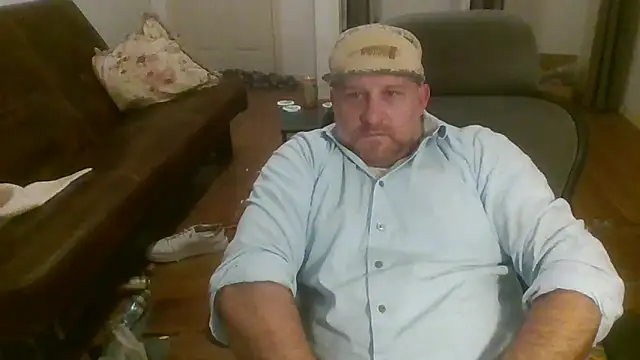 poundyouout69 online show from April 1, 5:19 am