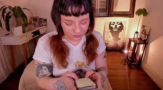 Snapshot of sophia_goth chatting on January 31, 4:36 am sophia goth online show from January 31, 4:36 am