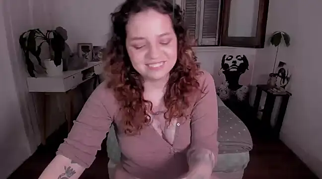 Snapshot of sophia_goth chatting on February 25, 11:55 pm sophia goth online show from February 25, 11:55 pm