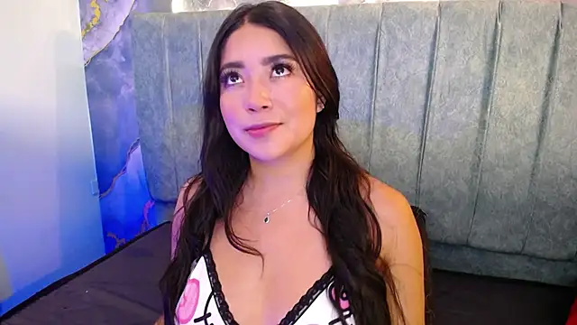 Snapshot of Susy_thomson chatting on February 11, 4:50 am Susy thomson online show from February 11, 4:50 am